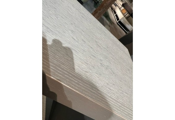 Wonderland nachtkastje grijs gebeitst hout met glas