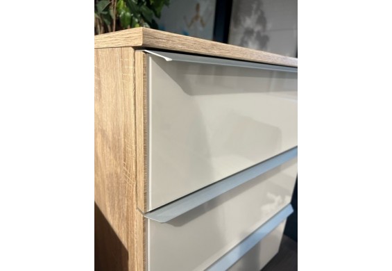 Nolte Akaro nachtkastjes gelamineerd hout met wit glas