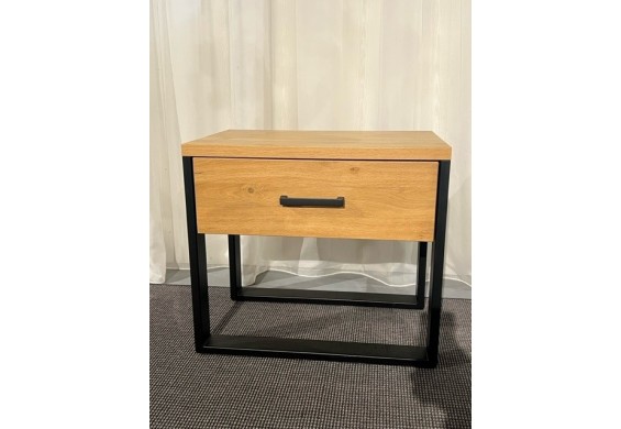 Bronx nachtkastjes eiken fineer met zwart staal