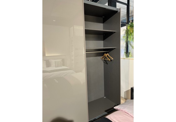 Nolte linnenkast Terra concept me 300 schuifdeur  