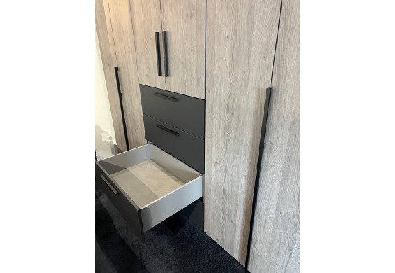 Nolte linnenkast Horizont Zilver grijs 