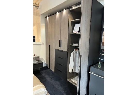 Nolte linnenkast Horizont Zilver grijs 